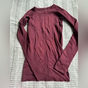 Long Sleeve Lululemon Swiftly - Burgundy